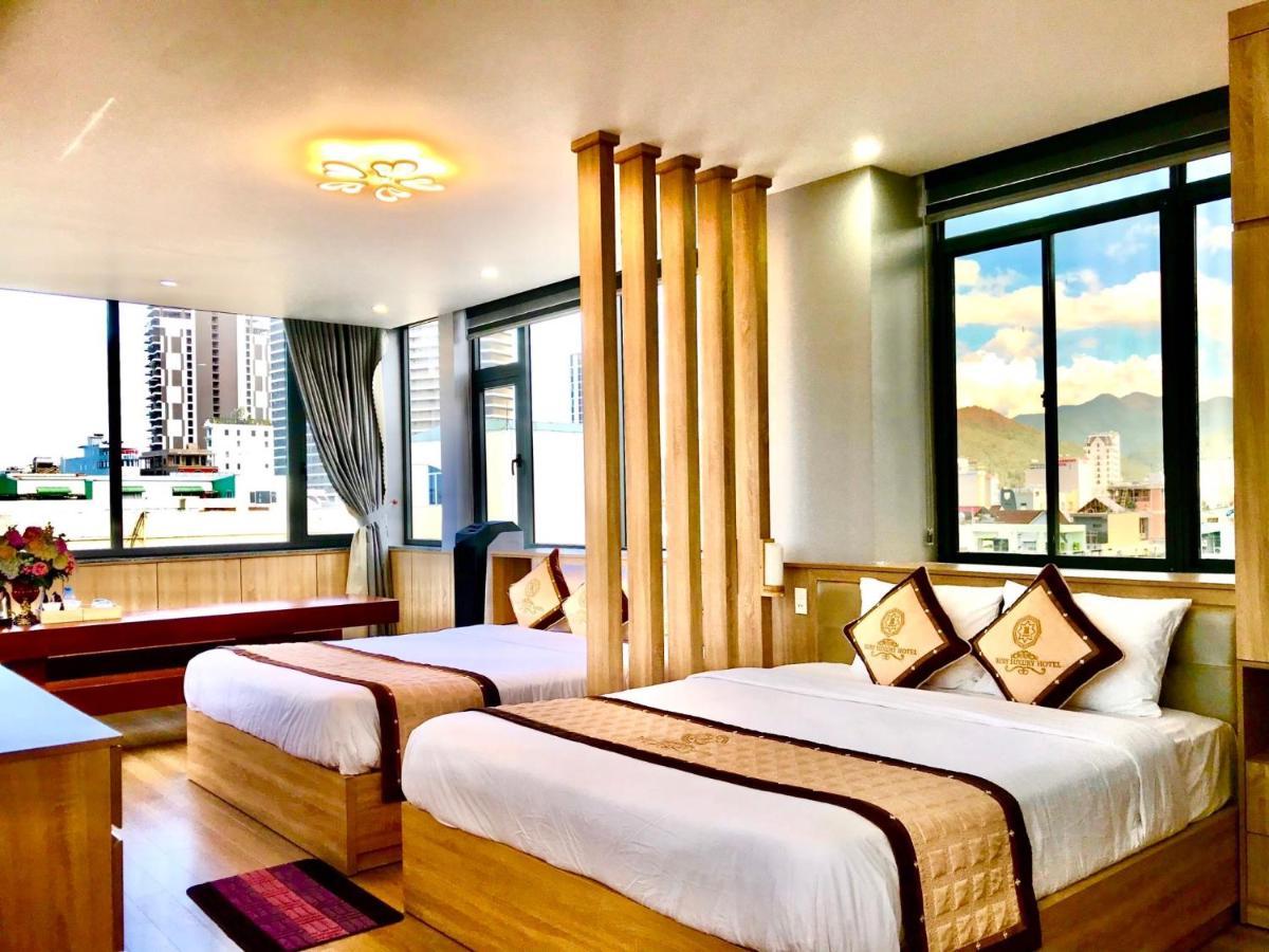 Ruby Luxury Hotel Quy Nhon Buitenkant foto