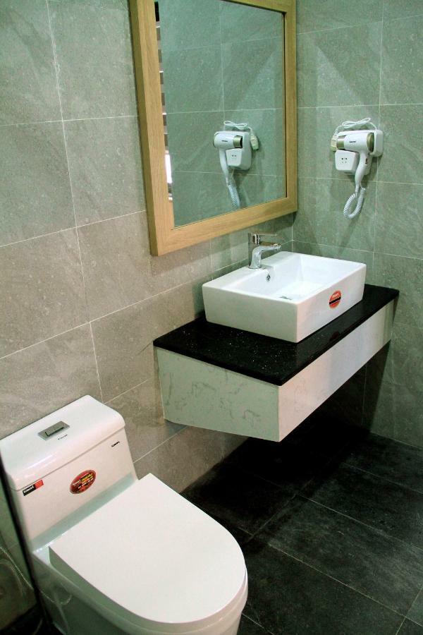 Ruby Luxury Hotel Quy Nhon Buitenkant foto